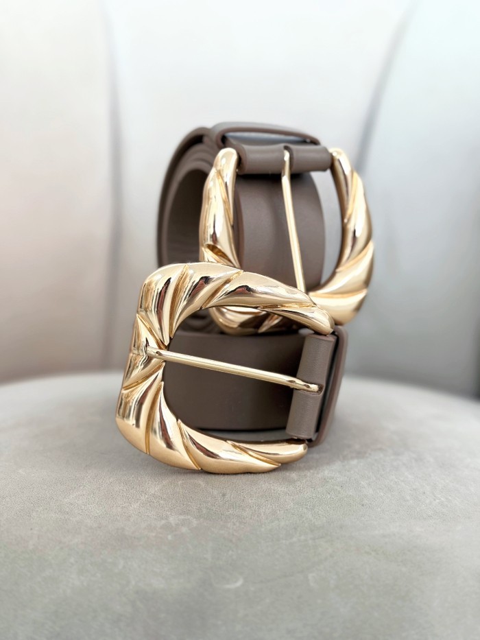Cinturón Hebilla Dorada Taupe