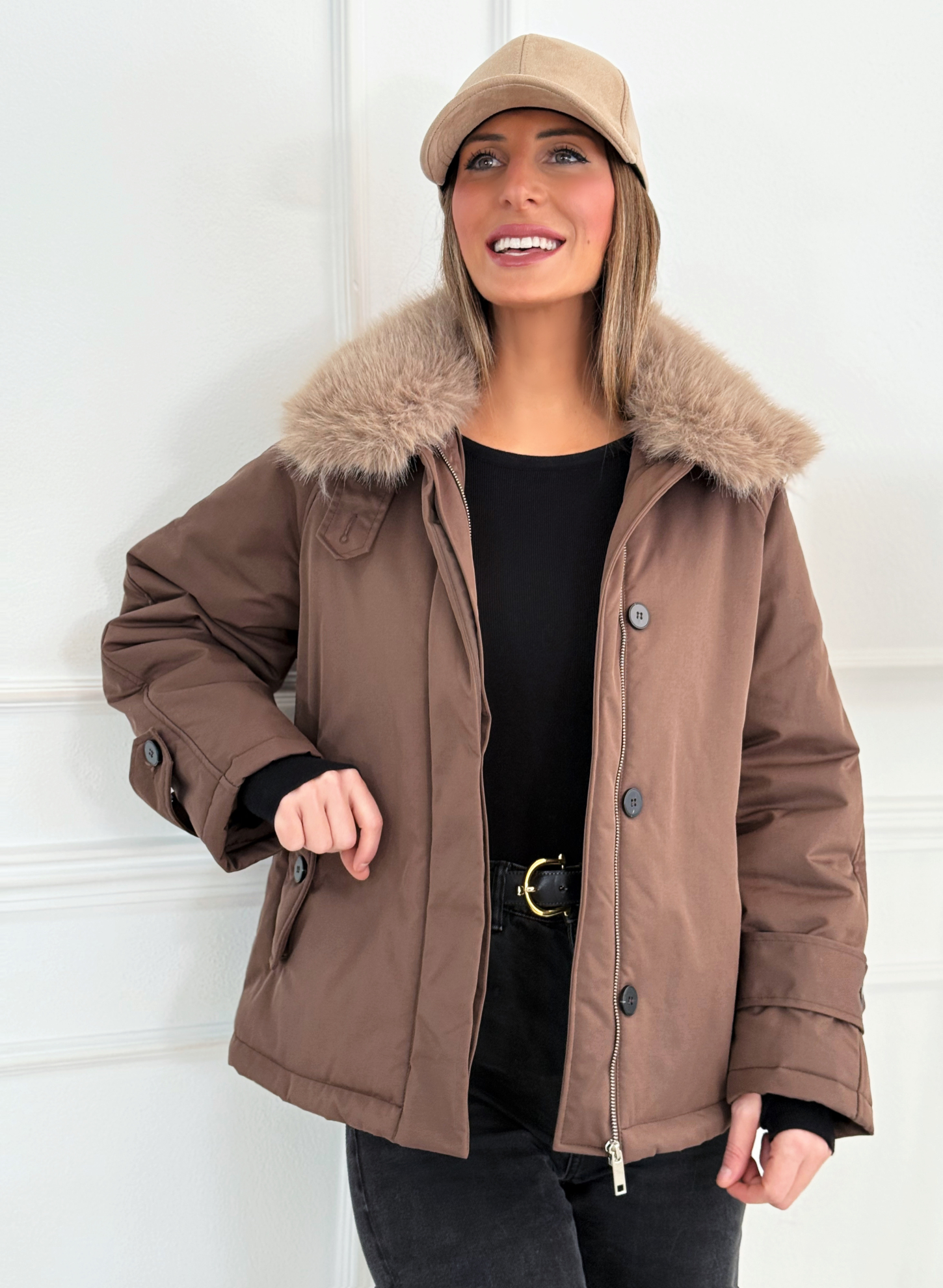 Abrigo Plumífero Cuello Pelo Chocolate